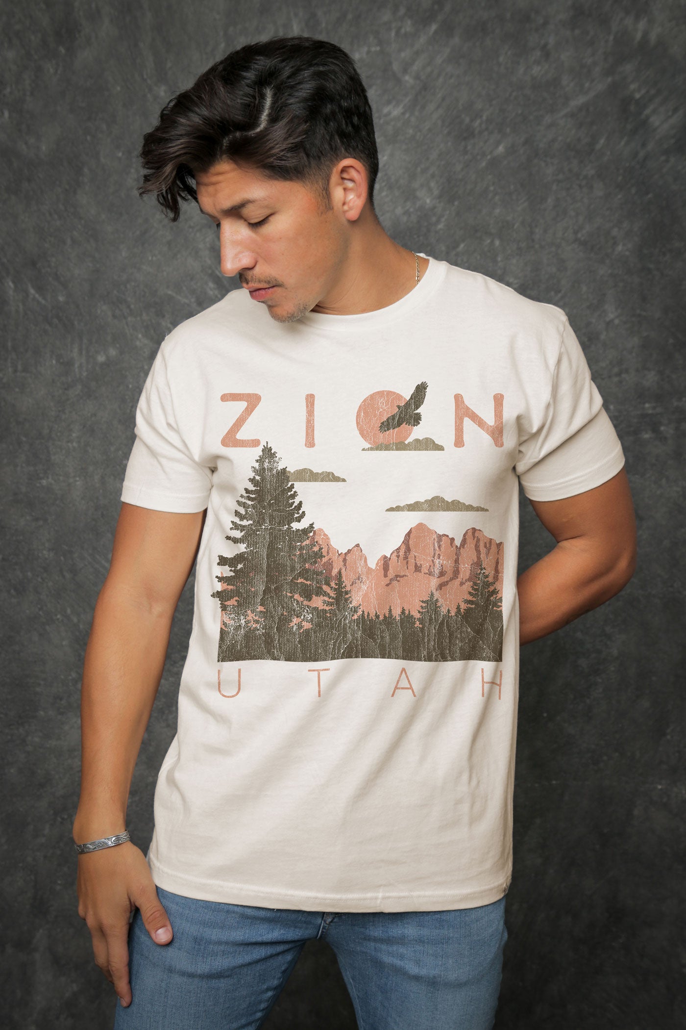 Zion Men's Antique White Classic T-Shirt